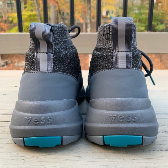 NWOB Vessi Cloudburst High Top Waterproof Shoes in Peak Black size 9 - Picture 9 of 16